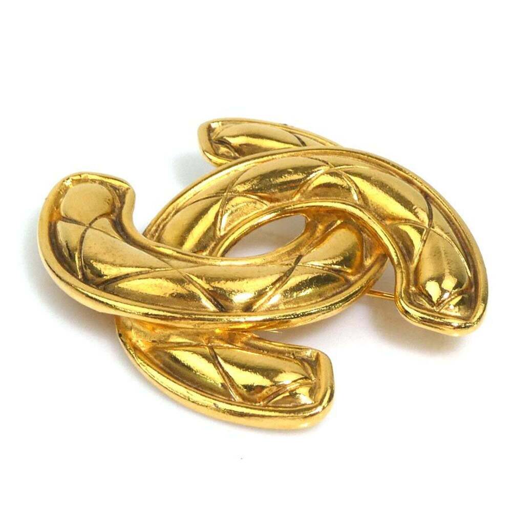 CHANEL Gold Logo Brooch - Picture 3 of 9